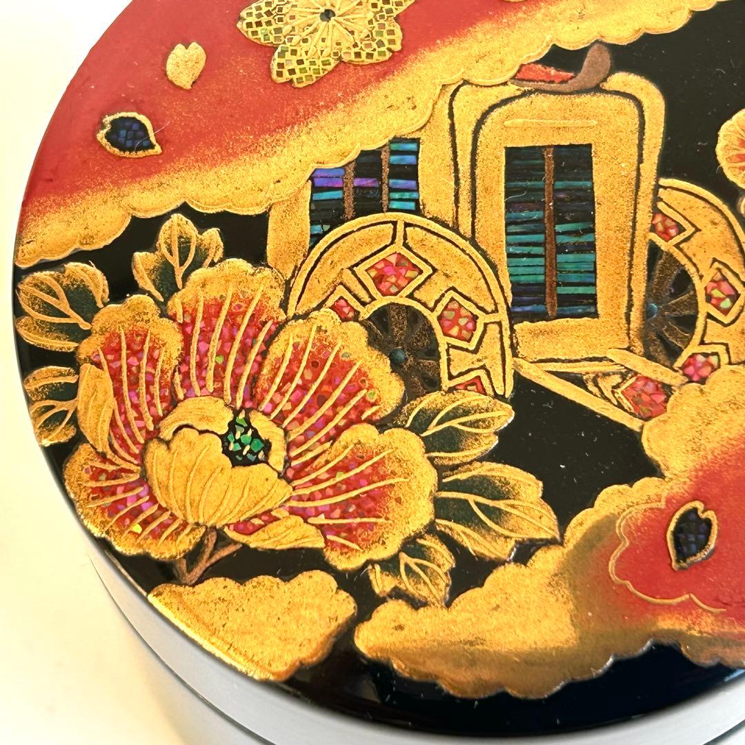 【美品.希少】漆器　茶筒　茶器　茶道具　木製　漆塗 蒔絵　螺鈿 御所車 小