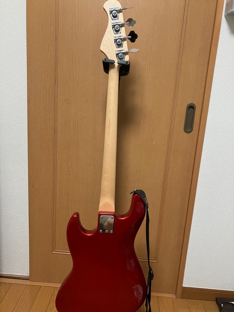 Bacchus Universe Series エレキベース レッド