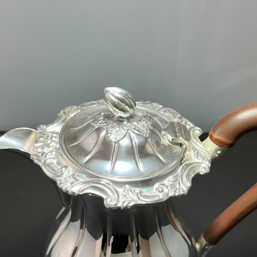 【John Batt & Co 】 メロンフォルムのジャグ 【シルバープレート】