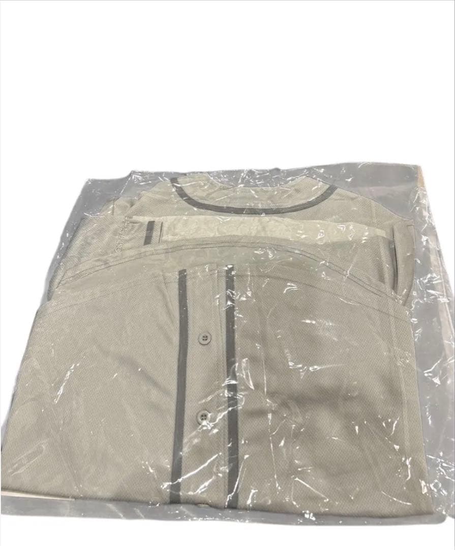 テヒョン　ユニフォーム　トレカ付き　新品　txt act:tomorrow