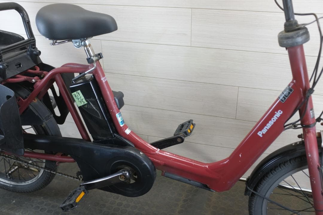 ゆゆ )パナ ギュットアニーズ20インチ3段8.9Ah(5点灯) 充あり