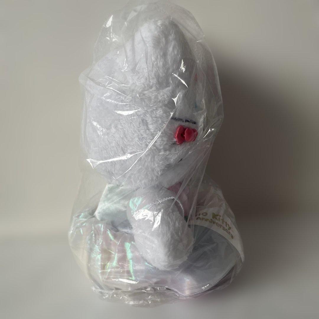 Sanrioサンリオハローキティ50周年アニバーサリーぬいぐるみ　未使用