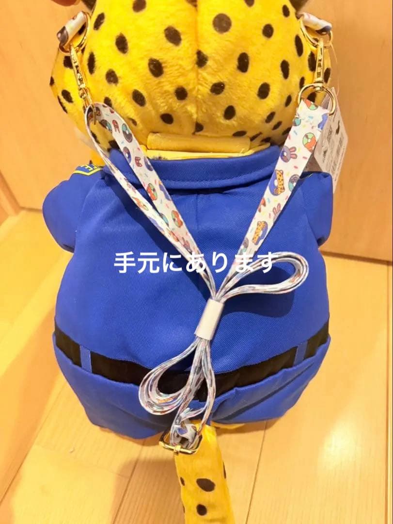 ズートピア　クロウハウザーマルチポシェットディズニーストア　ズートピア10th