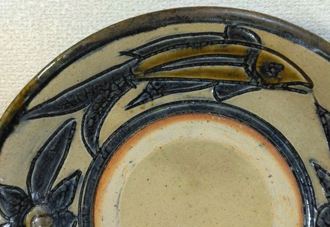 人間国宝 金城次郎 八寸皿 栞 共箱 美品 壺屋焼 壷屋焼 魚紋花文皿 やちむん