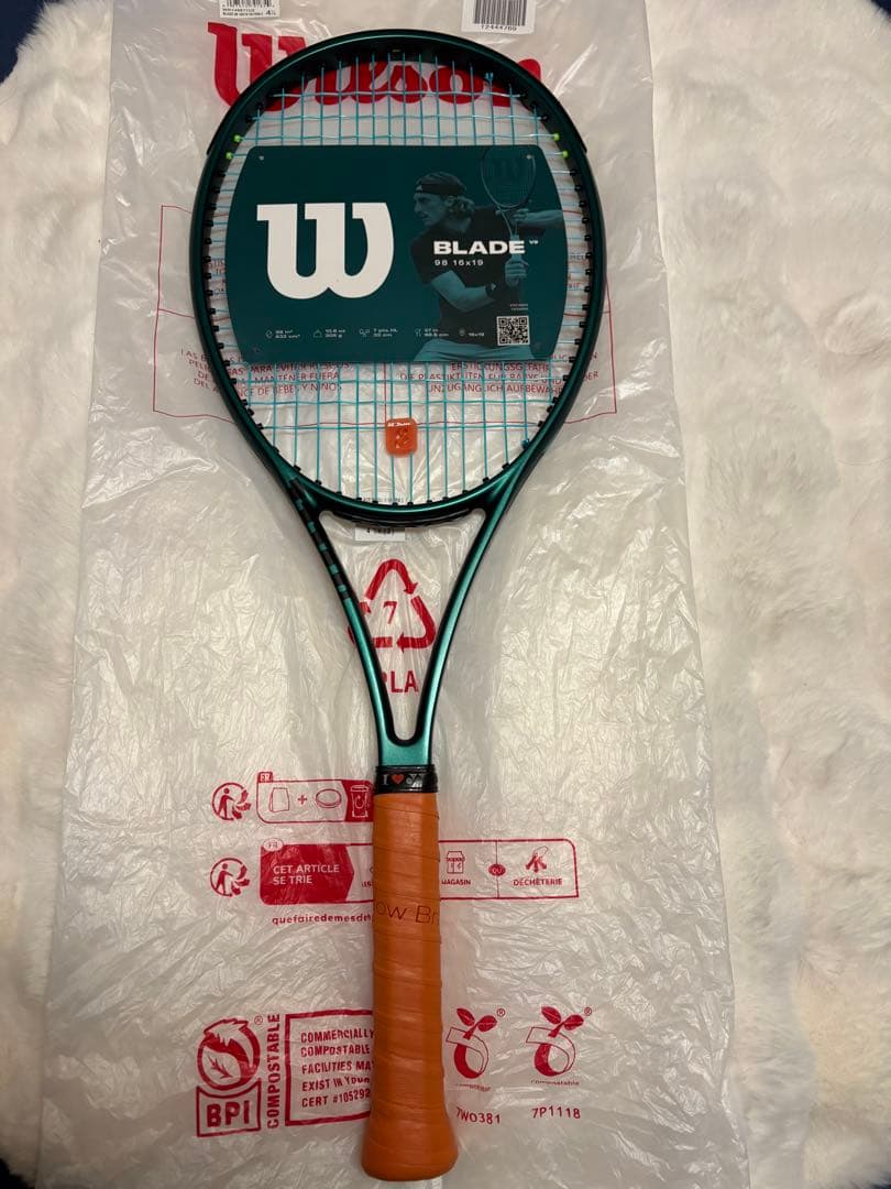 Wilson Blade V9 16x19 テニスラケット 美品