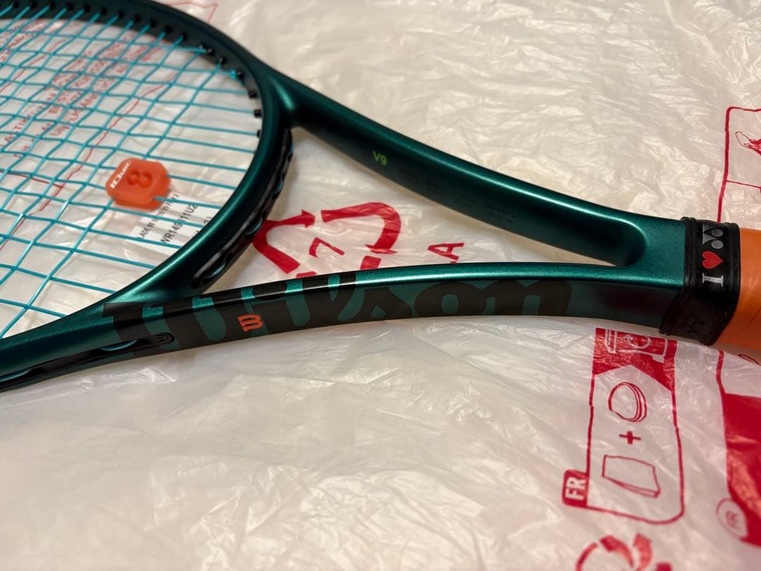 Wilson Blade V9 16x19 テニスラケット 美品