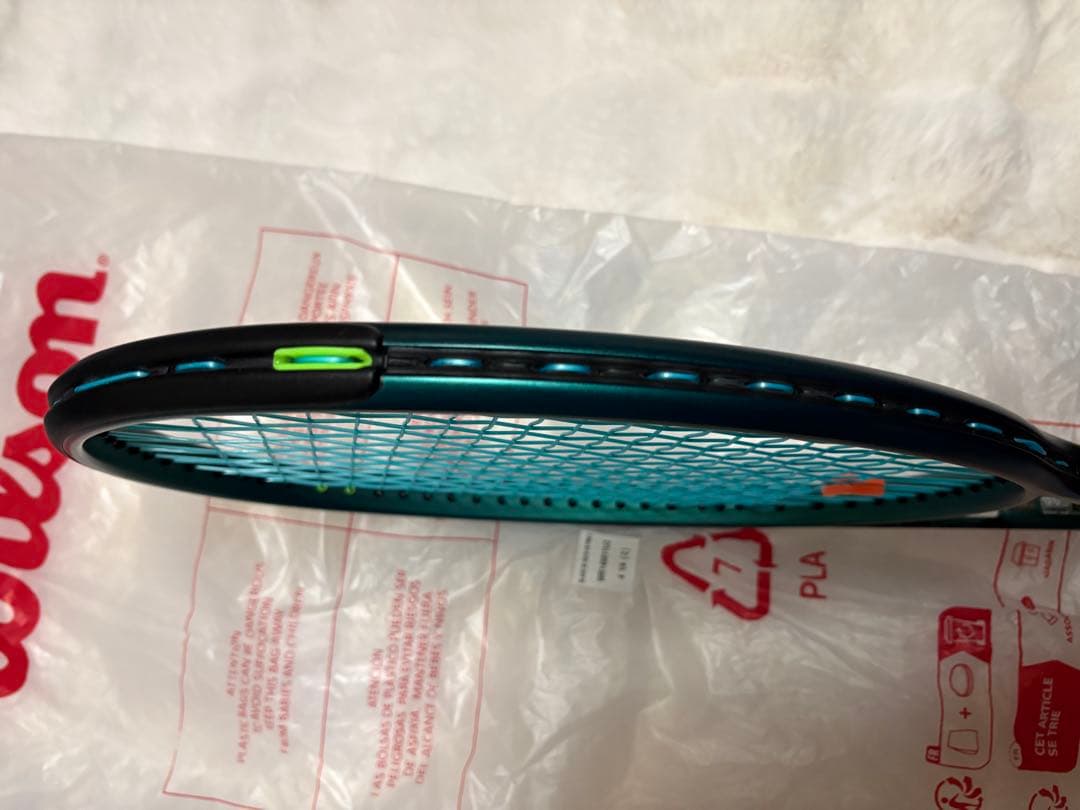 Wilson Blade V9 16x19 テニスラケット 美品