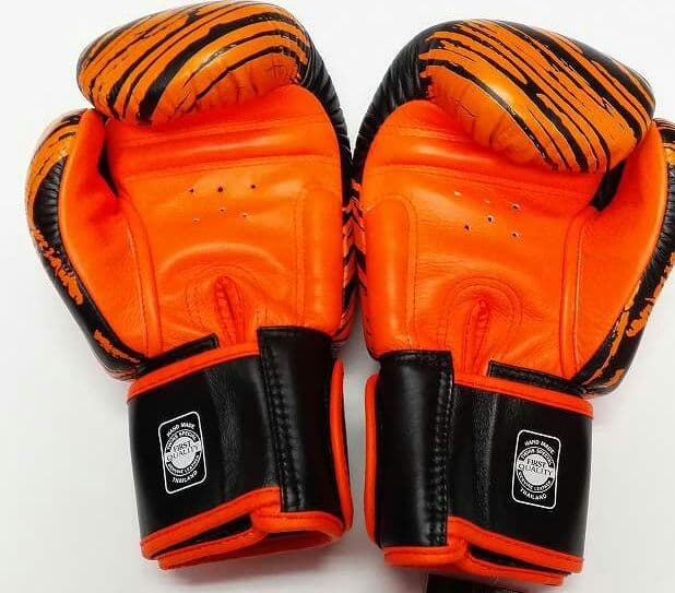 新品 正規 TWINS 本格ボクシンググローブ 本革製 サイズ選択 TW黒オレ