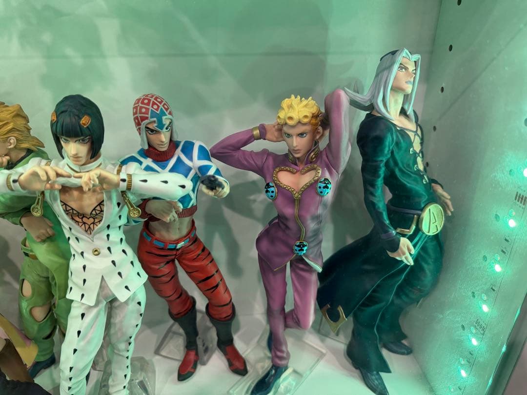 ジョジョ　５部　フィギュア