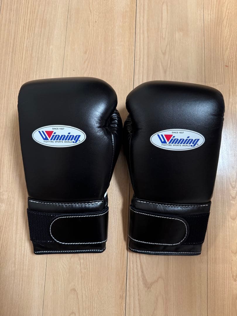 Winning ウィニング　ボクシンググローブ 14 oz ブラック　新品未使用