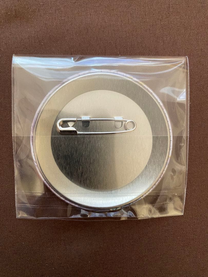 9nine 新海天 缶バッジ