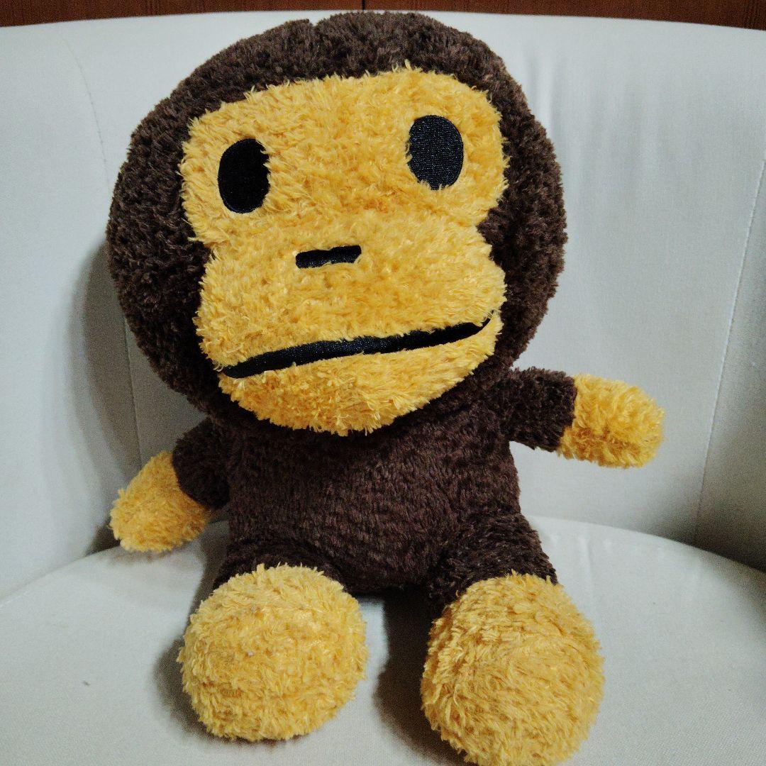 BAPE ぬいぐるみ　高さ30センチ　アベイシングエイプおまけ付き