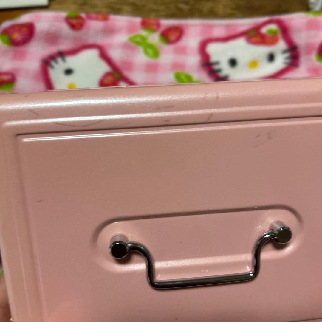 ハローキティ貴金属小型金庫(レア)
