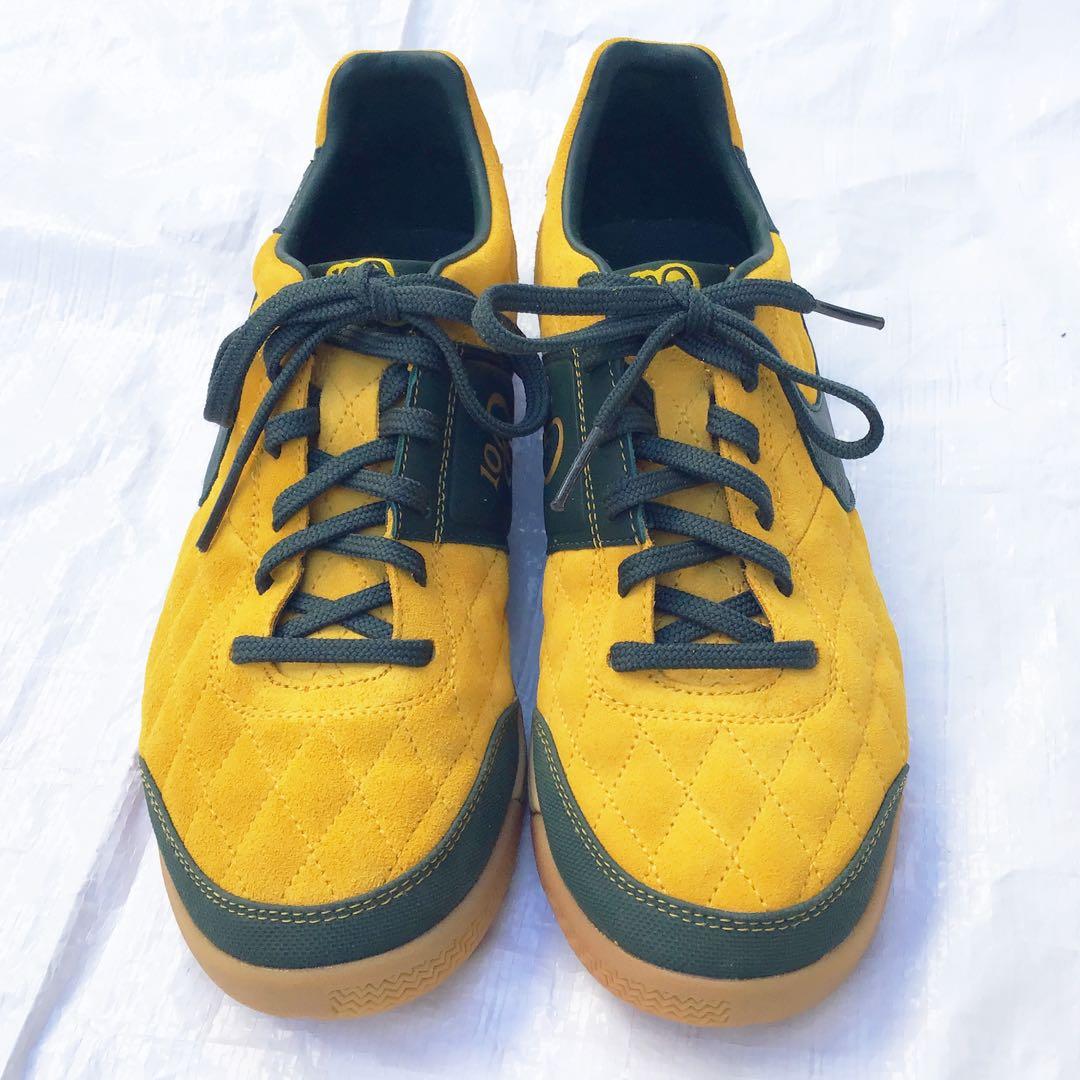 NIKE ティエンポロナウジーニュ フットサルシューズ （新品希少）