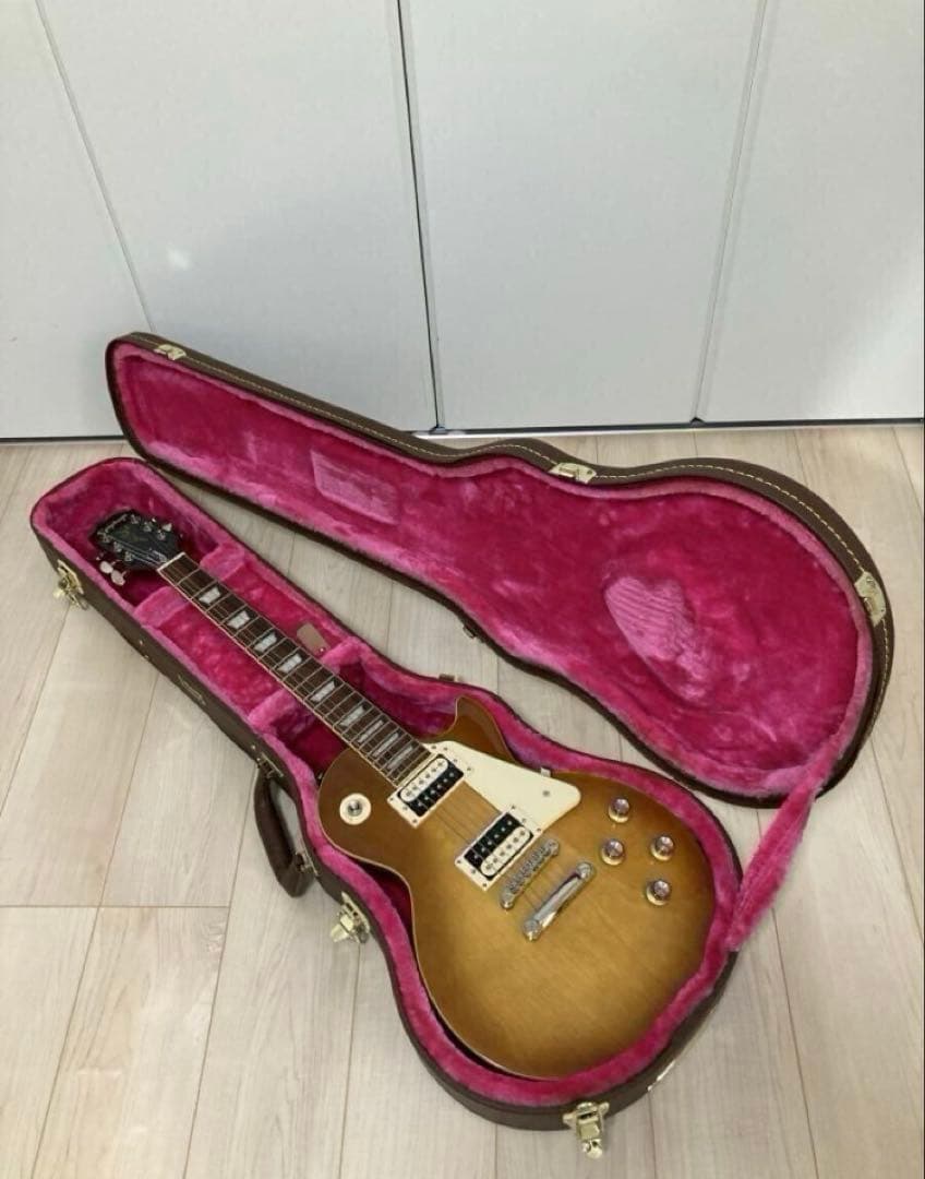もんた様Epiphone Les Paul Classic GATOR