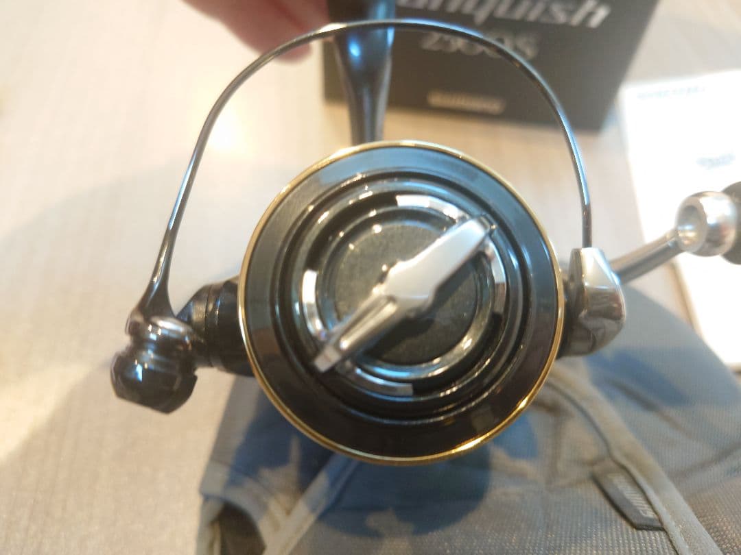 SHIMANO Vanquish 2500S スピニングリール