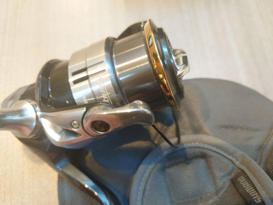 SHIMANO Vanquish 2500S スピニングリール