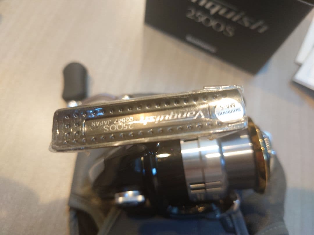 SHIMANO Vanquish 2500S スピニングリール