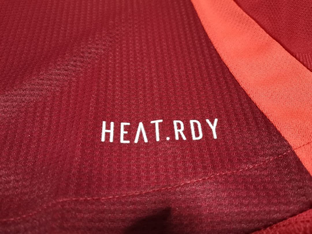 マンチェスターユナイテッド オーセンティック MARTINEZ 6番 24/25