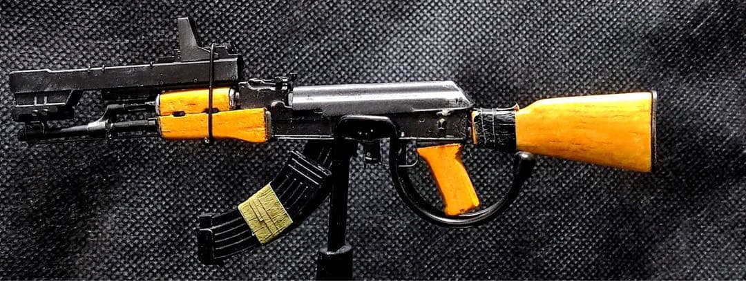 ホットトイズ エリジウム マットデイモン 1/6