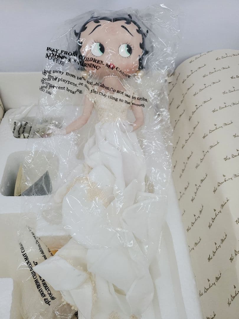 ダンバリー ミント　BETTY BOOP ベティちゃん ブライダル 　ブープ