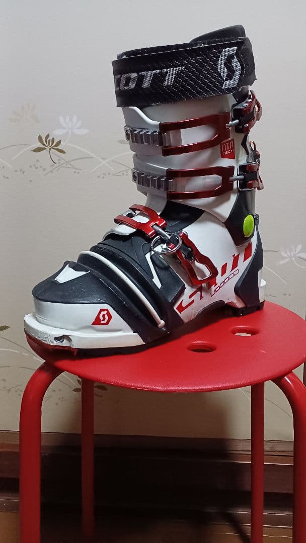 SCOTT テレマークスキー ブーツ ホワイト/ブラック/レッド