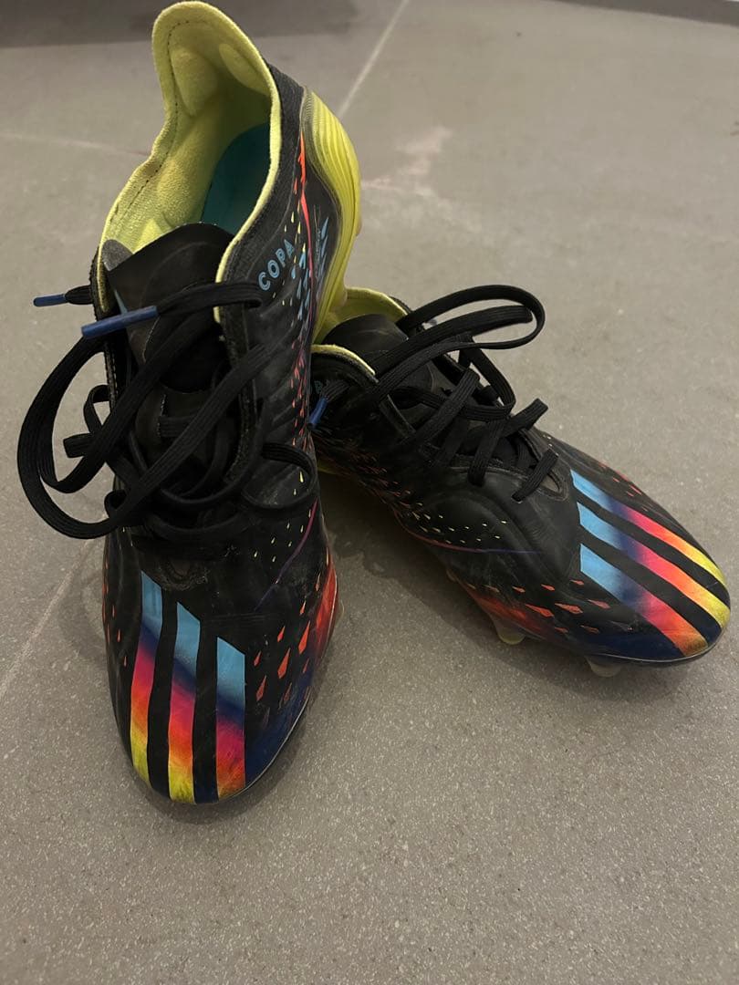 adidas Copa ブラック/マルチカラー FGソール