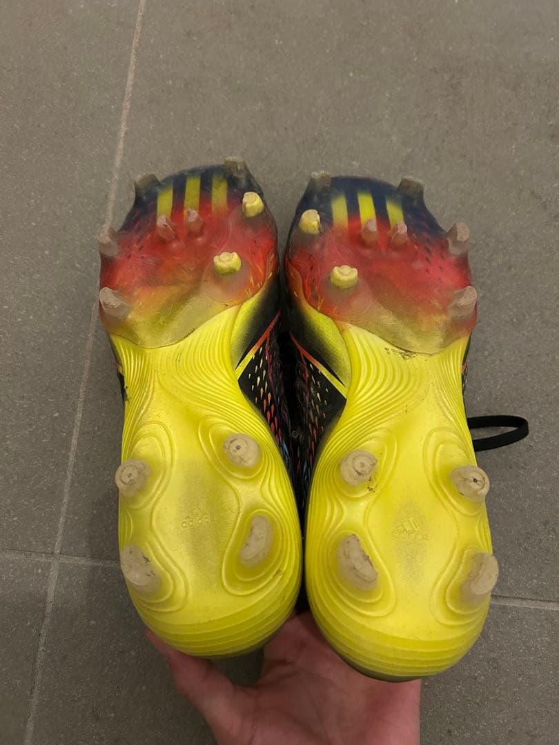 adidas Copa ブラック/マルチカラー FGソール