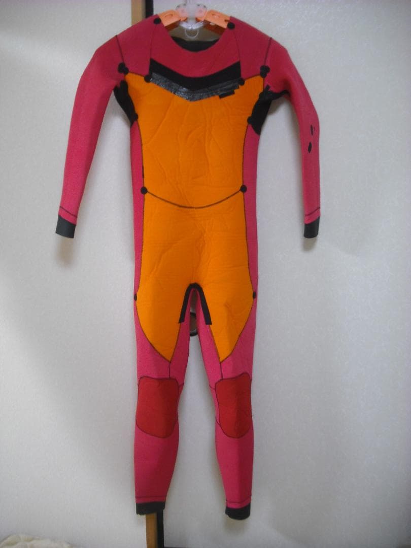 【程度良好！国産】AND NEW YOU　セミドライウエットスーツ　Ｍ～ML相当