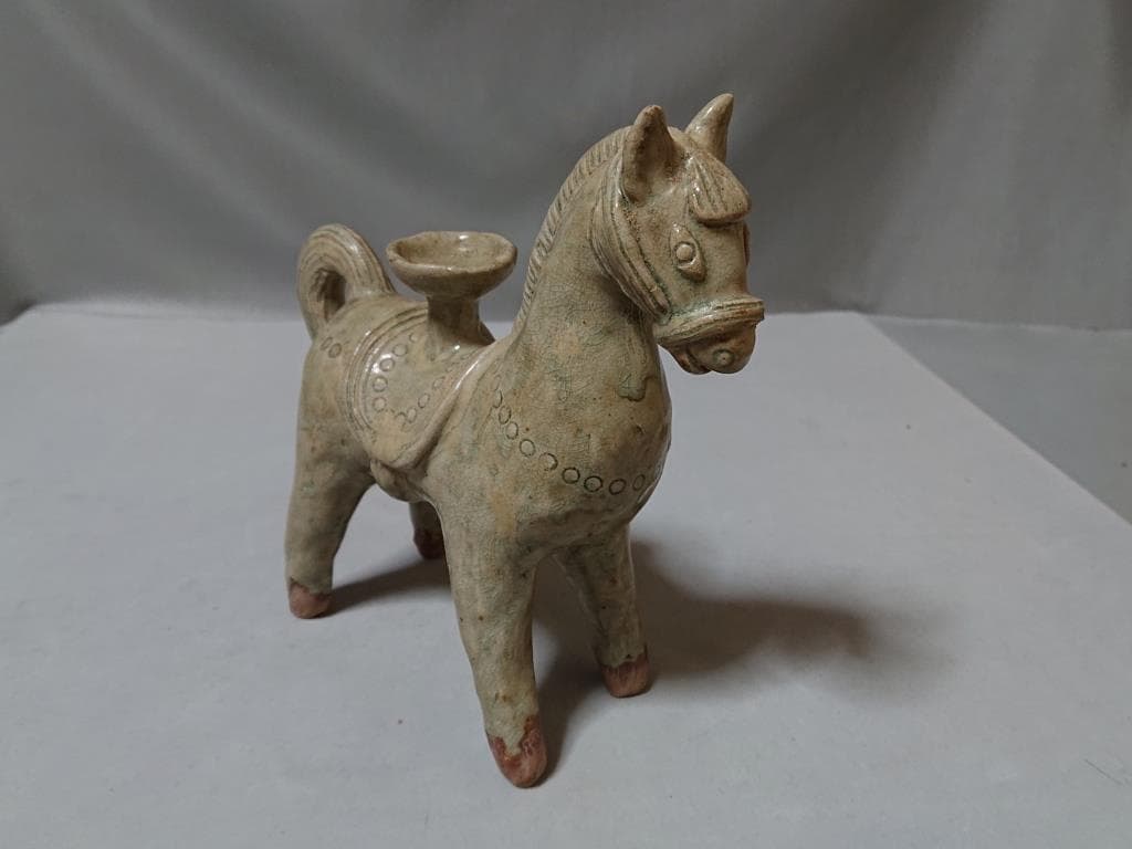 コレクター収集　タイ　バーン窯　青磁馬造形物　15～16世紀