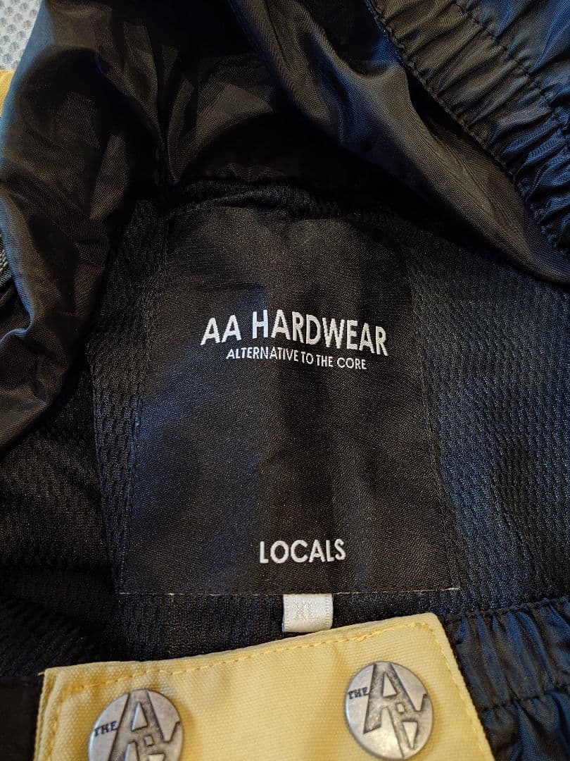 新品ダブルエー AA ALEXANDRITE スノーボードパンツ マスタード色？