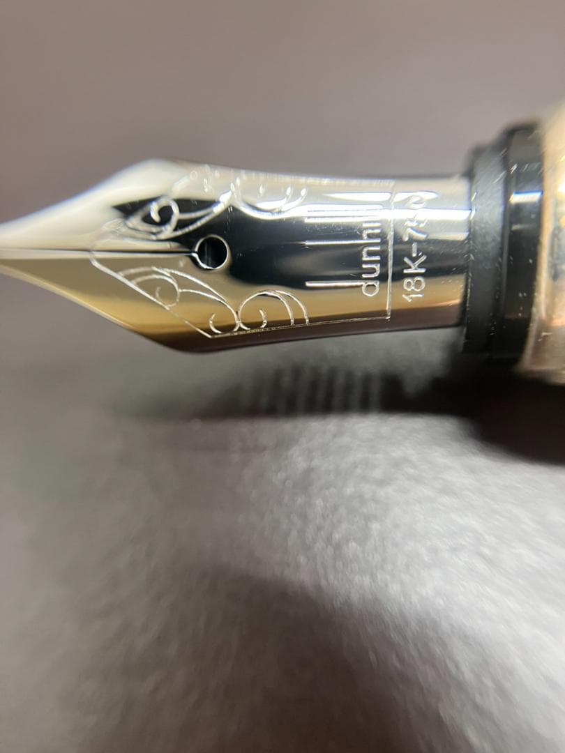 R*様 未使用!ダンヒル万年筆SV925Limited Edition やや変色