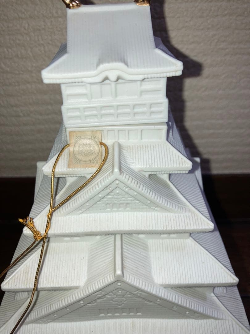 サントリーローヤル　大阪城ボトル