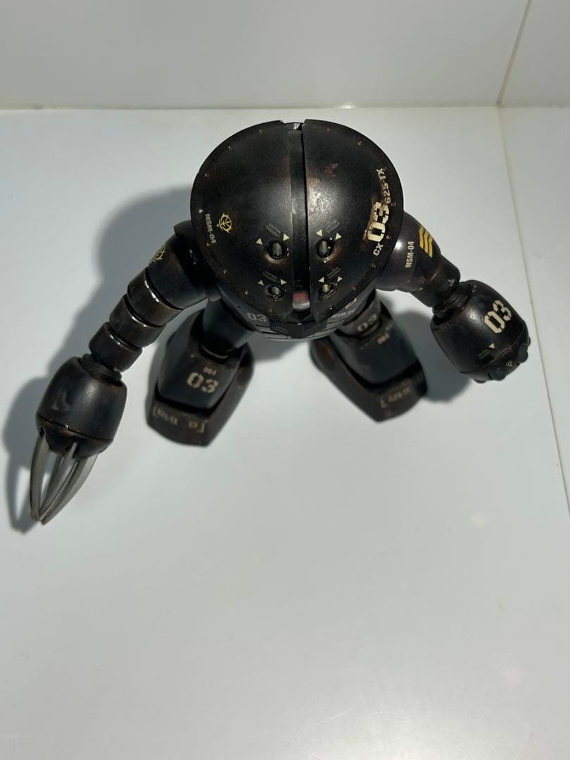 プラモデル　ガンプラ　模型　組立済　HG 1/144 アッガイ　完成品　全塗装