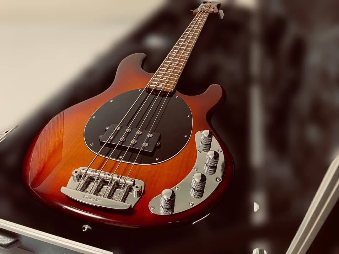 ベース MUSICMAN STINGRAY LIMITED EDITION 2012