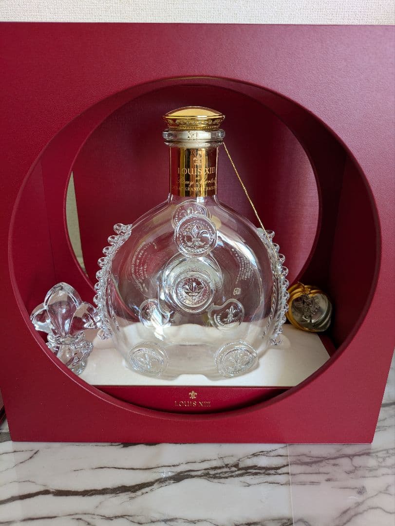 (空瓶箱付き)レミーマルタン ルイ13世　バカラ　替栓・展示台・化粧箱付！正規品