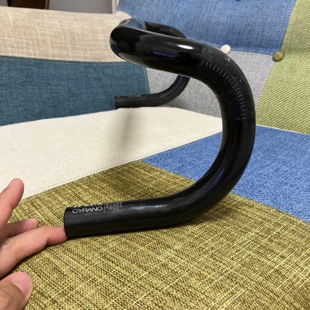 fizik :k CYRANO R1 カーボンハンドル スネーク 400mm