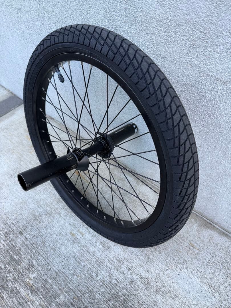 お得！ BMXフロント用ホイール タイヤ&ペグ&ハブガード付き