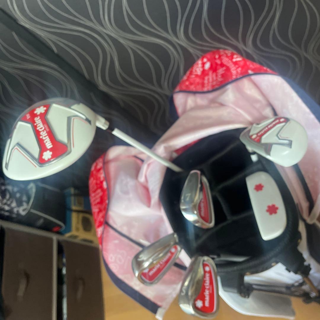 marie claire スタンドゴルフバッグ 赤　クラブ6本