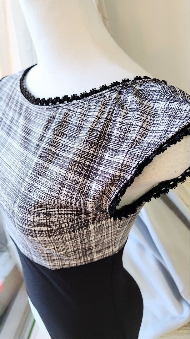 Ｍ～L∕ツイードニット風チェックにフリルで大人可愛いクラシックなバレエレオタード