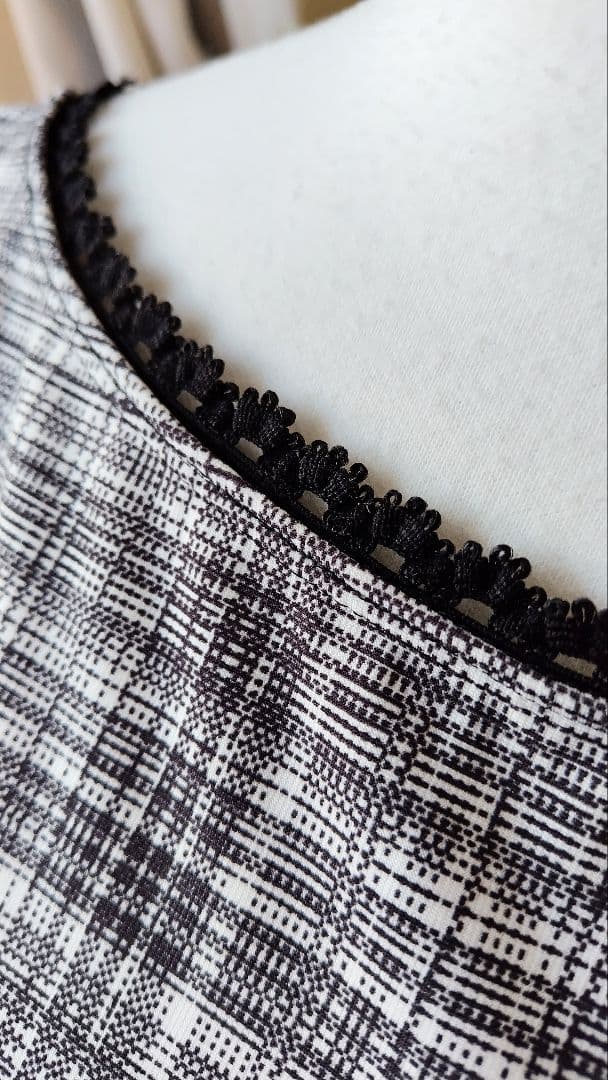 Ｍ～L∕ツイードニット風チェックにフリルで大人可愛いクラシックなバレエレオタード