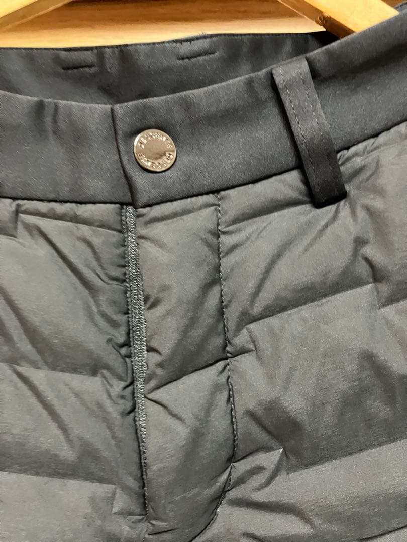 美品　デサントゴルフ　ダウンパンツ　M