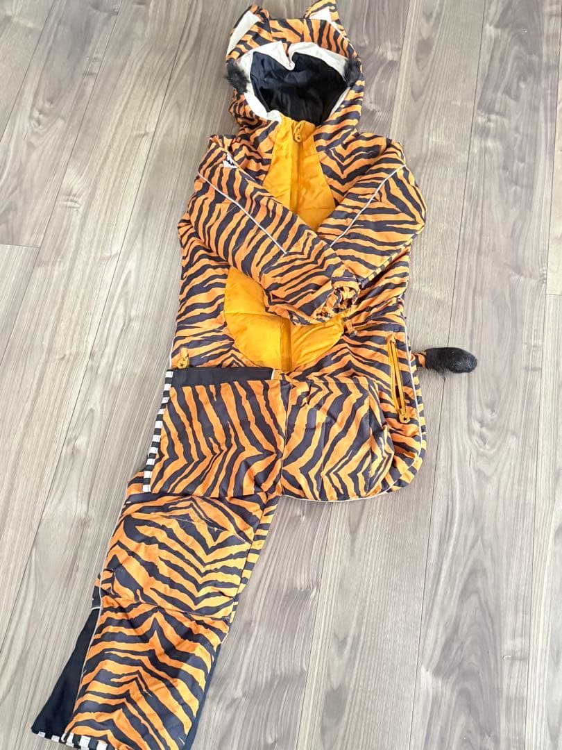 WeeDo トラ柄 フード付きスキーウェア