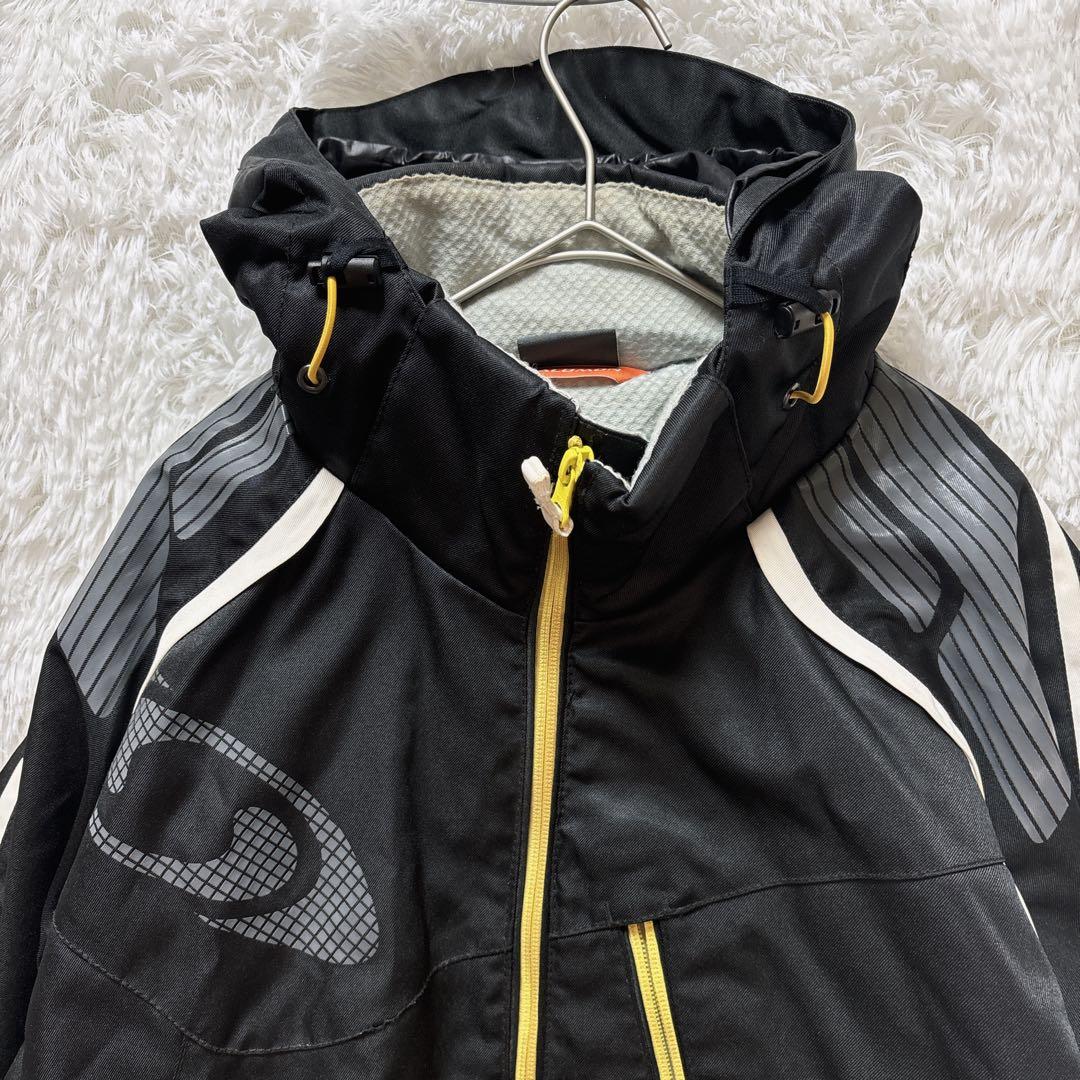 サロモン スキーウェア ブラック　Oサイズ　大きめ　スノーボード　セットアップ