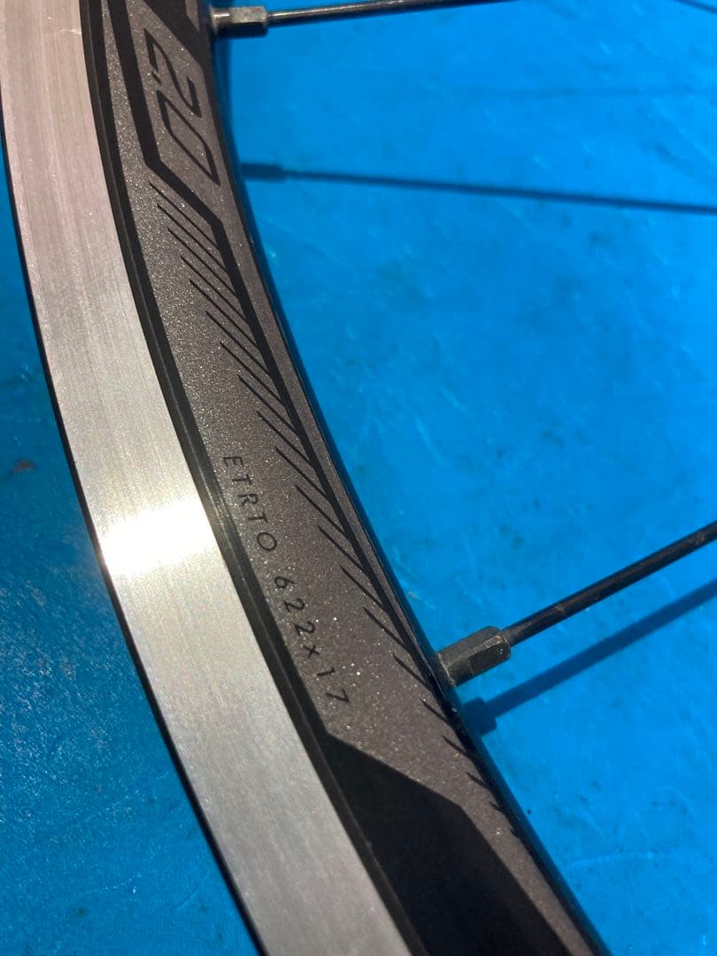 ★メンテ済 AXIS 2.0 622×17 フロントホイール クイック付