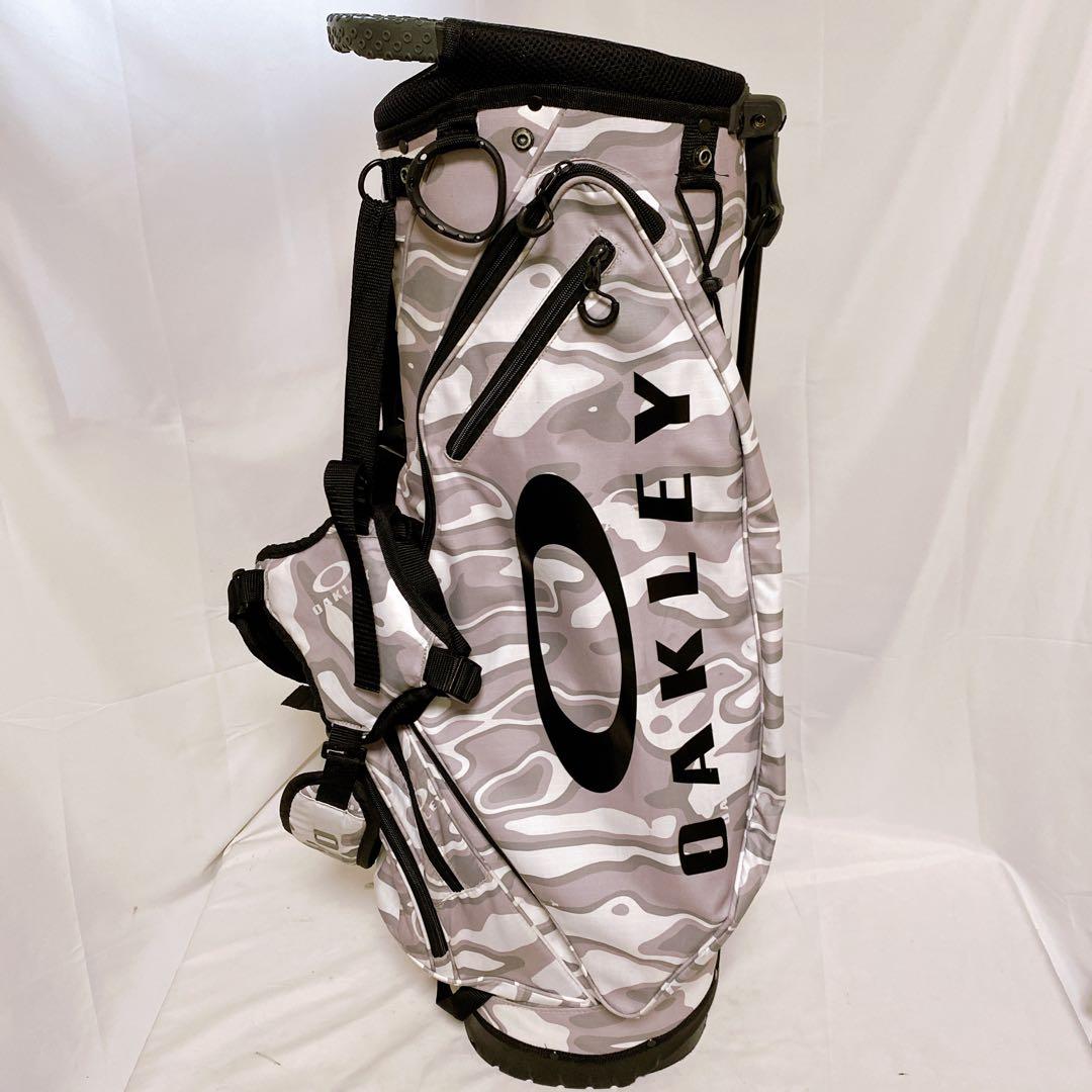 オークリー　スタンド付キャディバッグ　ホワイト　白　グレー　迷彩　カモフラージュ