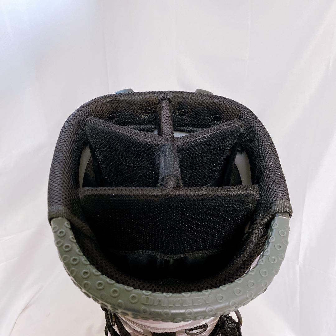 オークリー　スタンド付キャディバッグ　ホワイト　白　グレー　迷彩　カモフラージュ