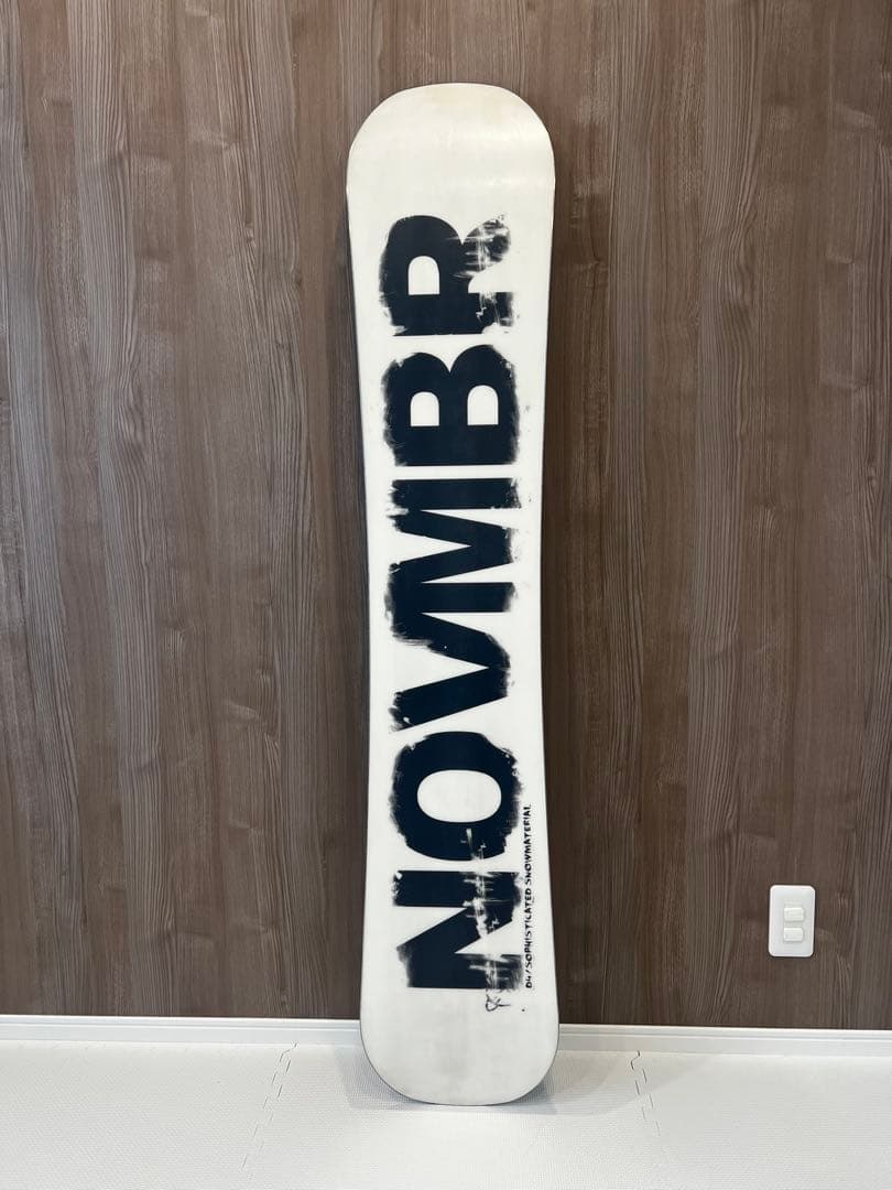 NOVMBR D4 スノーボード ホワイト/ブラック