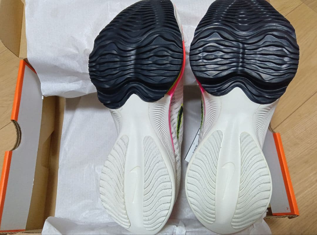 スパイク・シューズ Nike Air Zoom Tempo Next% FK 27.5cm