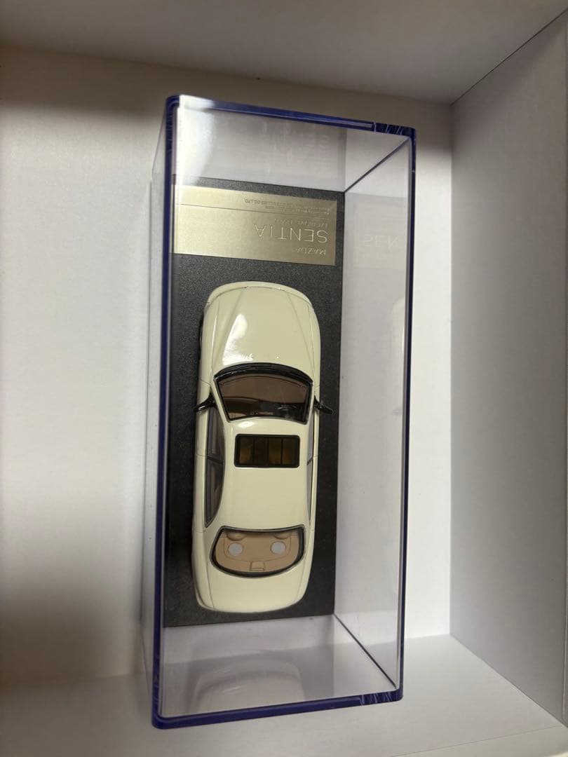 ハイストーリー 1/43 マツダ センティア エクスクルーシブ　シグナスホワイト